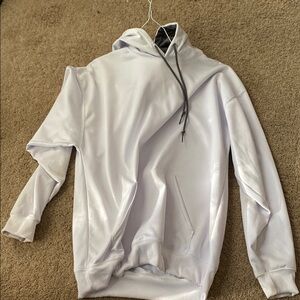 White Hoodie with Gray Drawstrings
Silky workout hoodie
Fashion